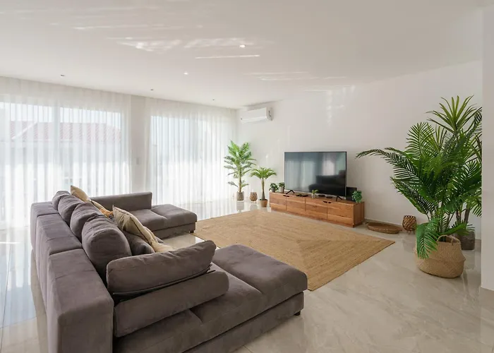 Areia Villa, With Ocean View Villa *