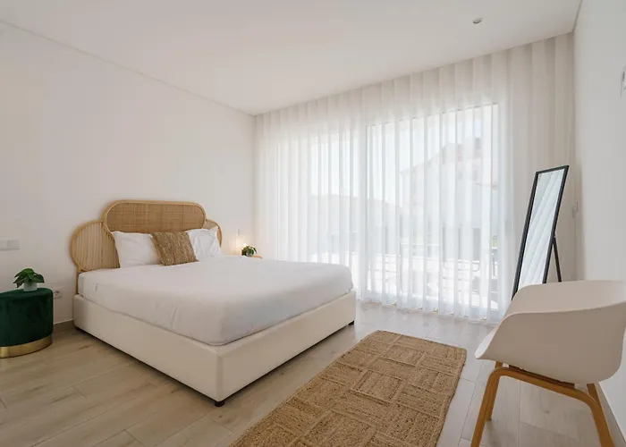 Areia Villa, With Ocean View * Ribamar (Lourinha)